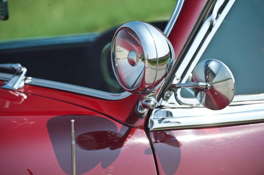  Cadillac Series 62 Convertible Coupe 1942 года  (фото 13 из 48)